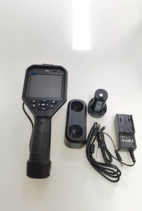 A highly sensitive VOx detector (NETD < 35 mK), IR resolution up to 384 x 288 (110,592 pixels) provides a distinct thermal vision of the target.